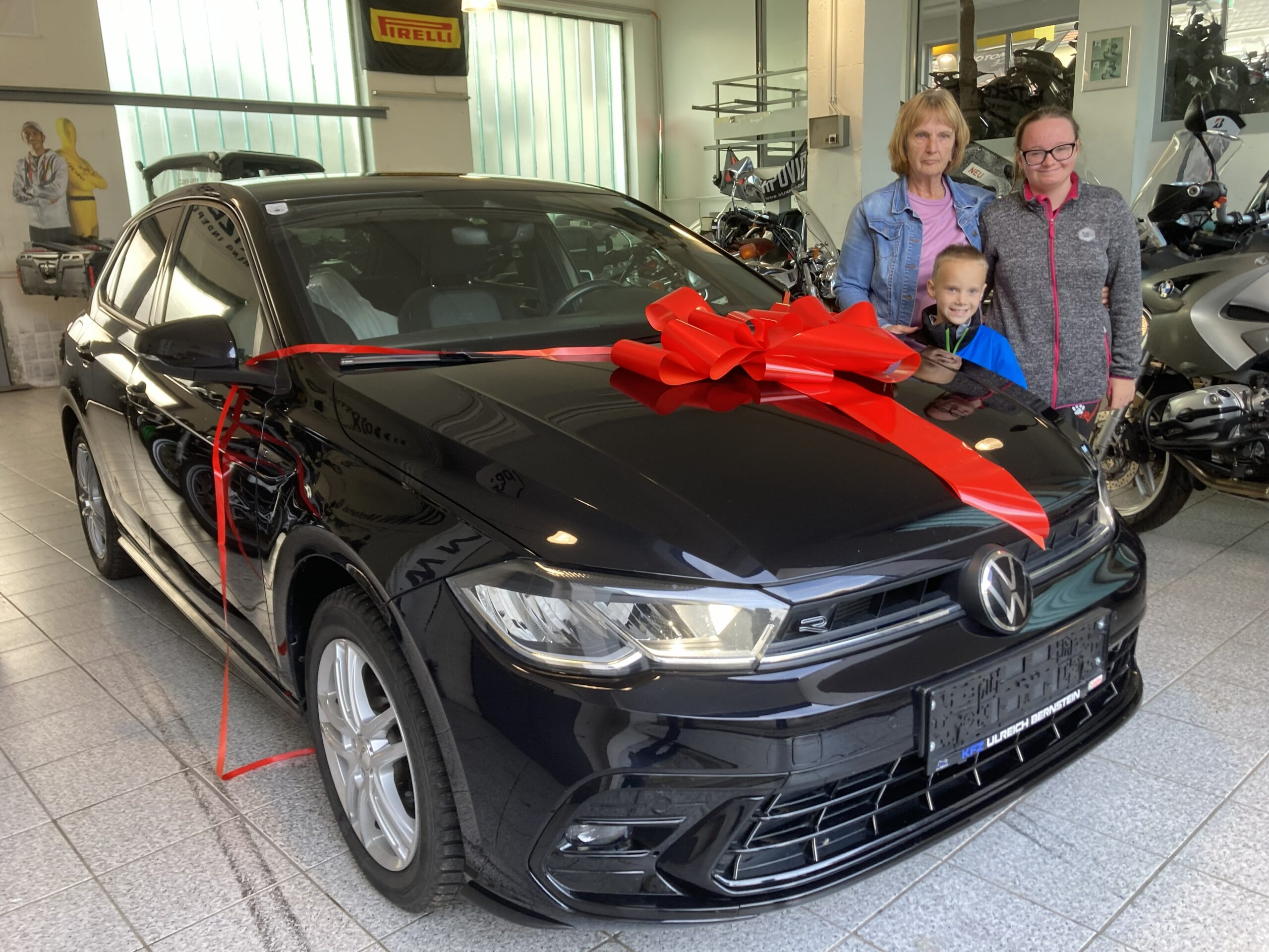 Auslieferung von einem VW Polo FR – bei KFZ Ulreich